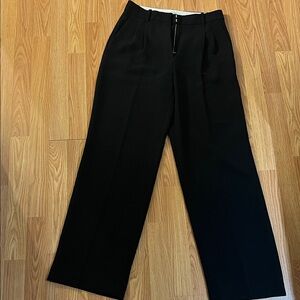 Aritzia Effortless Pant